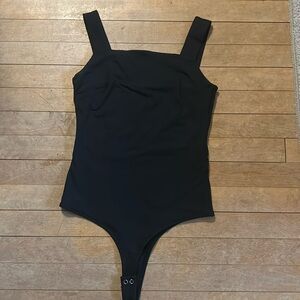 ReoRia Women’s SEXY Square-neck Black Bodysuit🖤